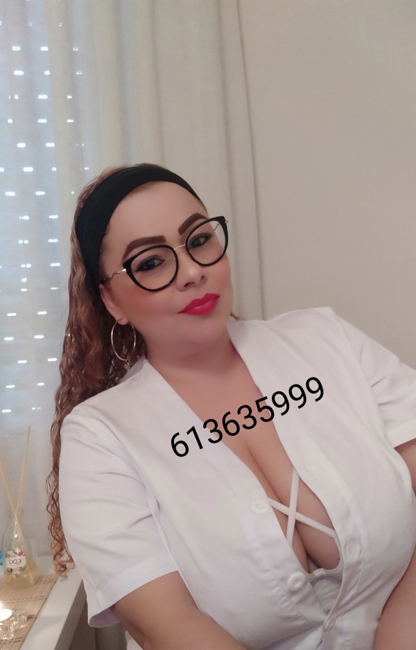 LINDA MASAJISTA PROFESIONAL POR CORUÑA…………..