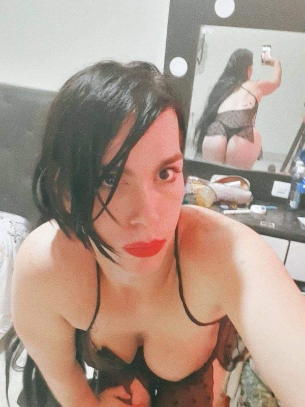 Sofi una hermosa chica trans en albacete