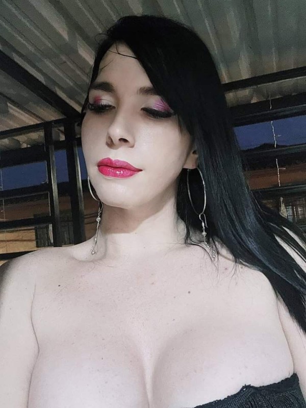 Sofi una hermosa chica trans en albacete