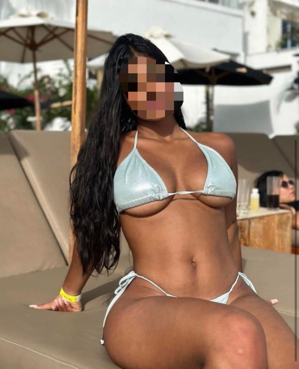 SOFIA JOVEN CALIENTE NUEVA EN LA ZONA HAGAMOS UNA FIESTA BCA