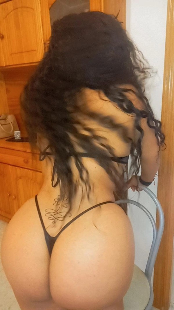 Latina mulata 100% real rica y apasionadad