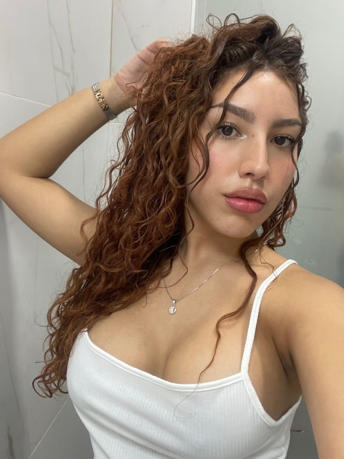 RUBY 18 AÑOS ESTUDIANTE