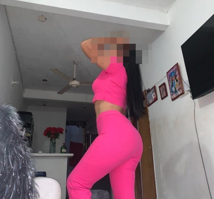 Excitante morena ,tu placentera compañía