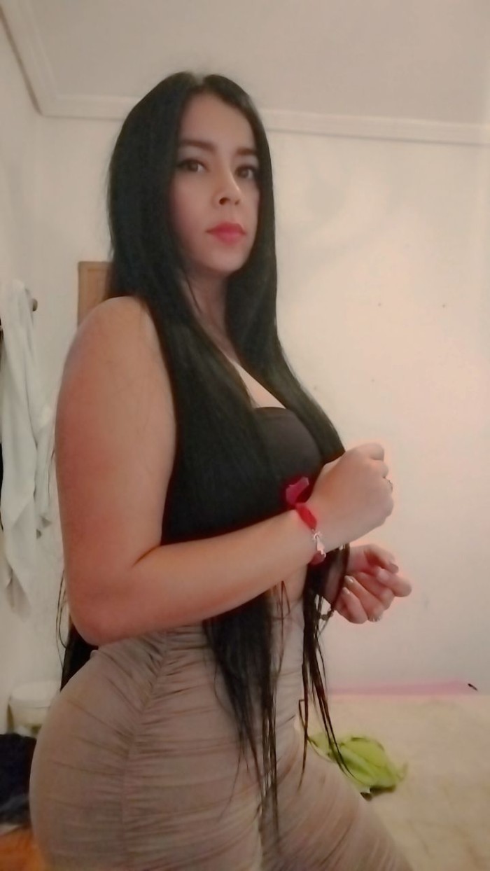 SENSUAL ARDIENTE COLOMBIANA EN PALENCIA TRAVIESA F