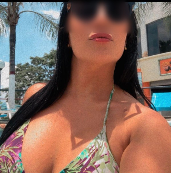 UNA MUJER DIVINA, EXQUISITA Y EXOTICA EN TRIANA