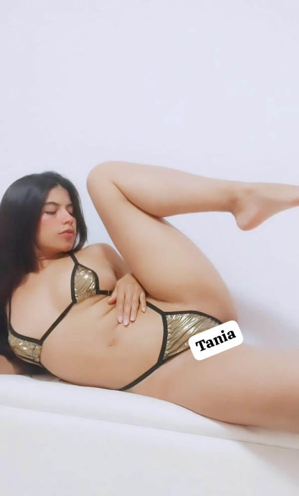 Hola cariño  soy tania linda joven en lloret