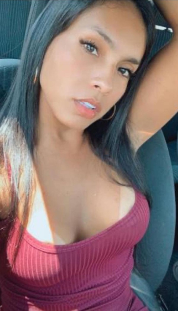 estrella Dior hermosa latina muy femenina recién llegada Xxl