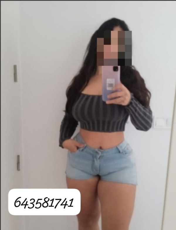 Mia colombiana  vip salidas 24 horas