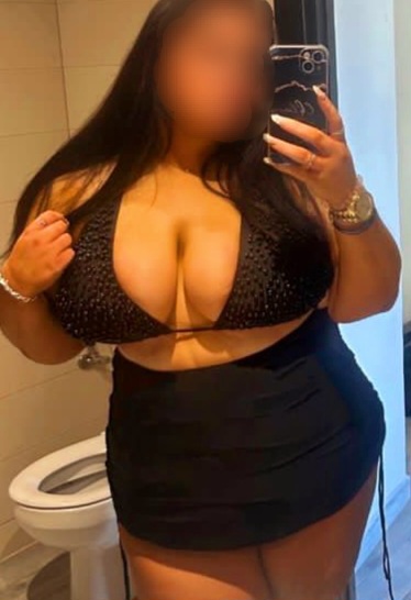 SEXI, TETONA XXL, BESUCONA, LABIOS CARNOSOS,MASAJES