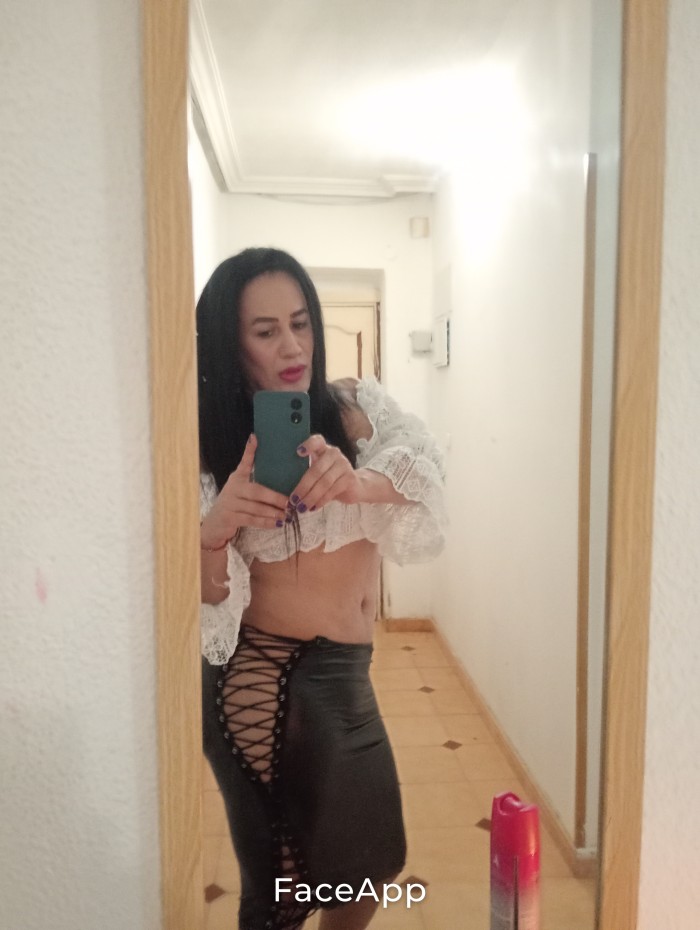 Débora trans latina