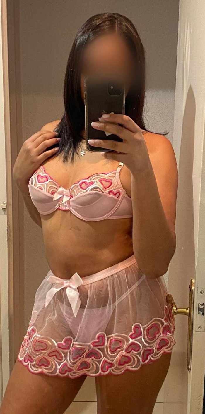 JOVENCITA ARDIENTE EN FIGUERES SEXO LUJURIA ARDIEN