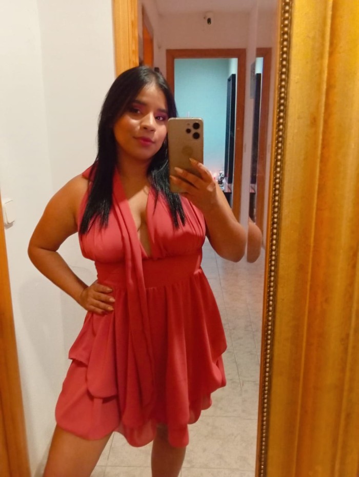 HERMOSA APASIONADA, COLOMBIANA DULCE Y DIVERTIDA