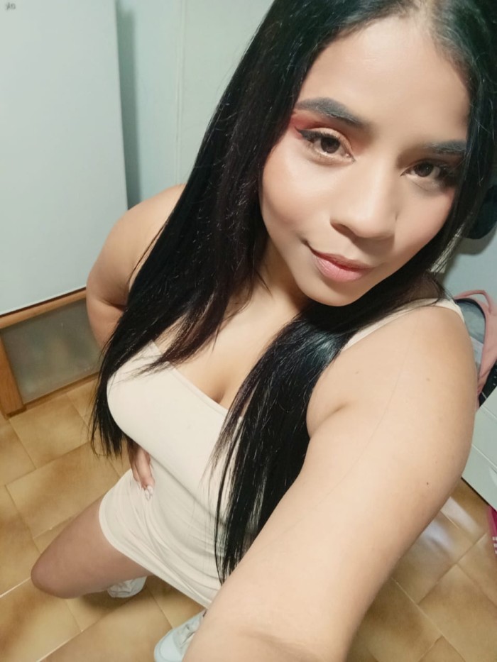 HERMOSA APASIONADA, COLOMBIANA DULCE Y DIVERTIDA