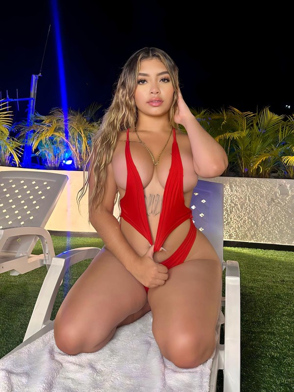 ESTEFANIA LATINA VICIOSA MULTIORGASMICA PRIMERA VEZ EN IBIZA