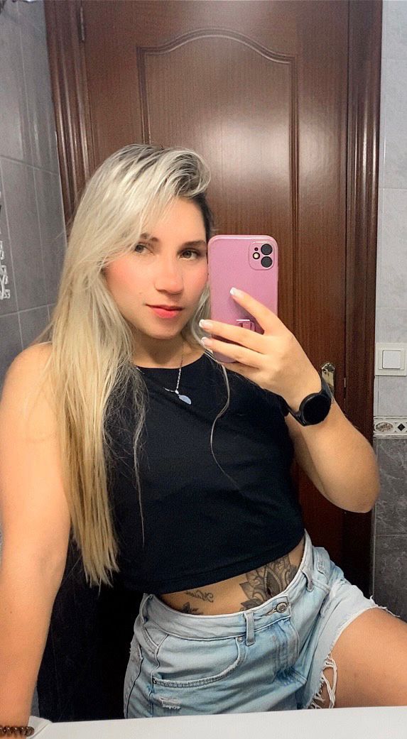 BELLA TODA UNA DIOSA FOGOSA TENTACIÓN