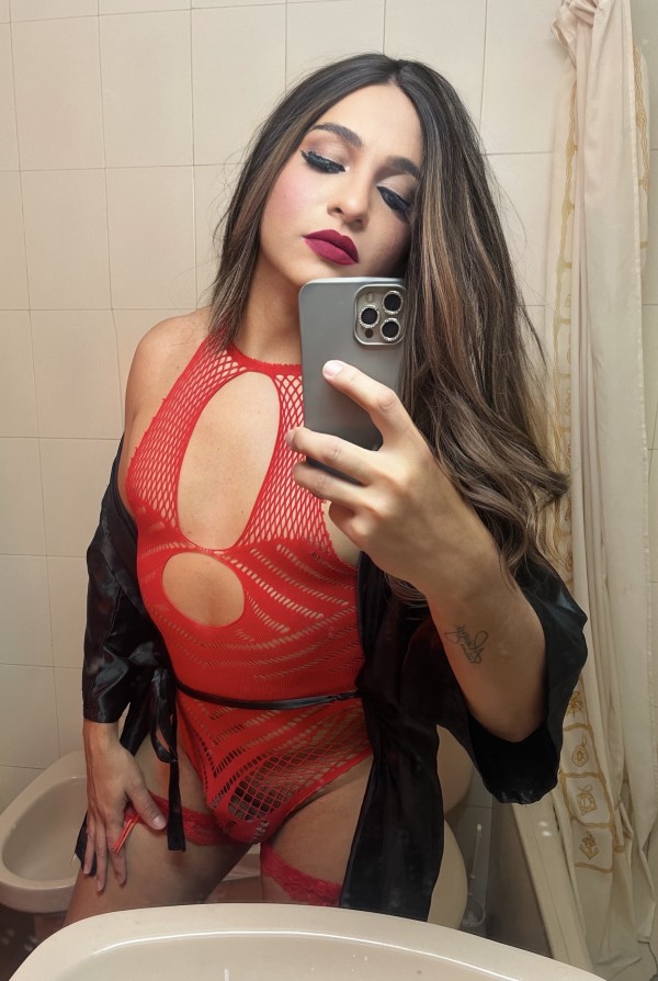 CHICA TRANS COLOMBIANA