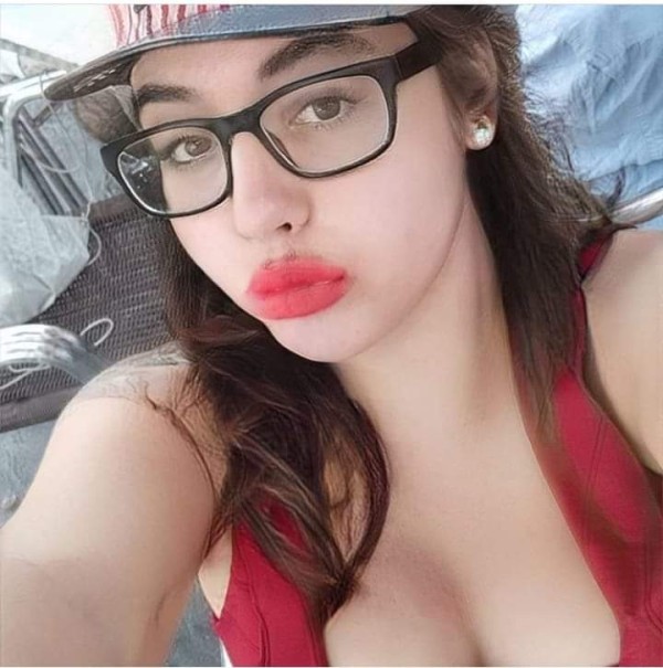 Travesti viciosa  leer bien sólo coche y domicilio