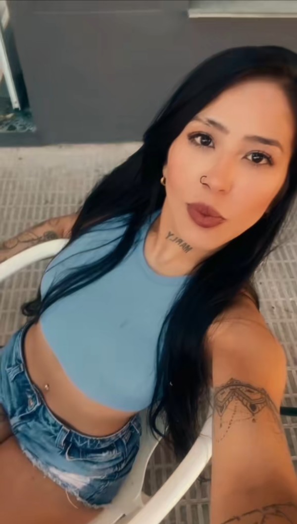 LATINA JOVENCITA BISEXUAL LA MAS CAÑERA