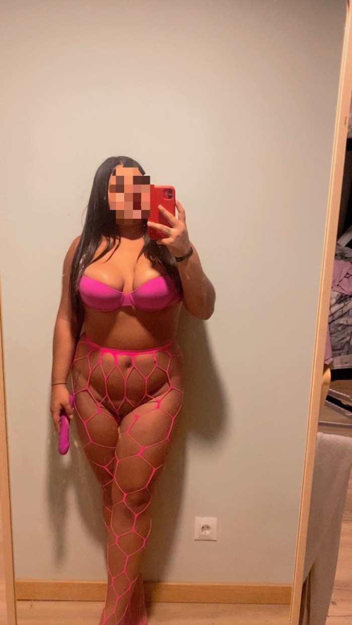 VENEZOLANA CALIENTE PARA FOLLAR EN PROSPERIDAD