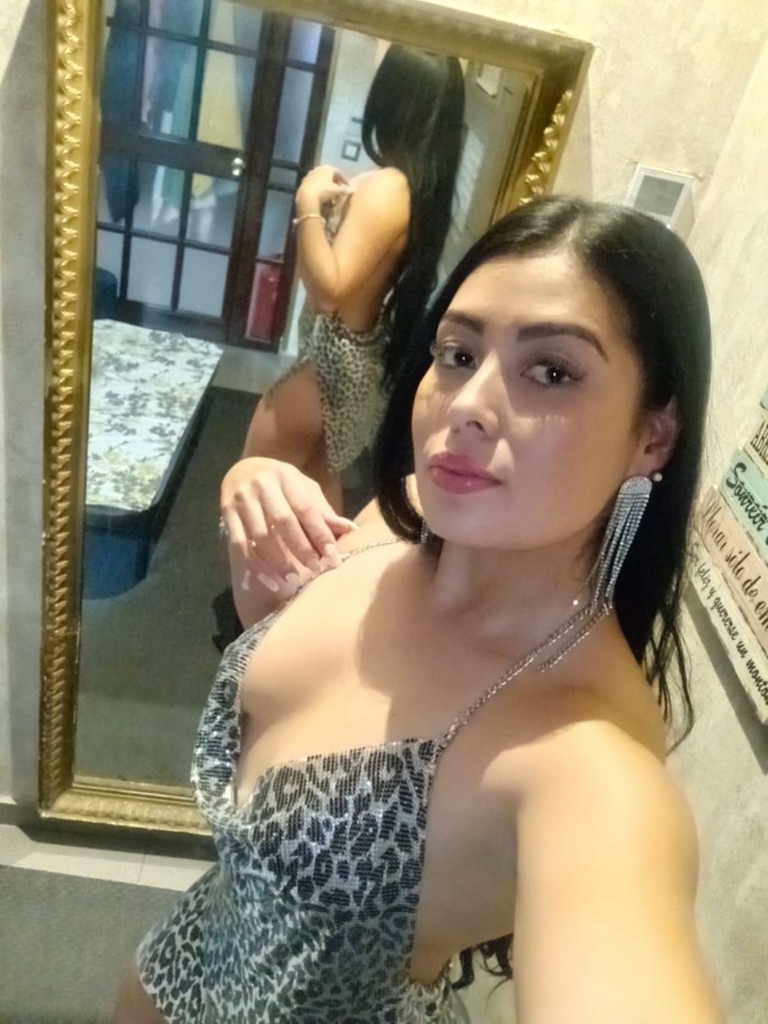 VALENITNA COLOMBIANA 23AÑOS – ARGUINEGUIN