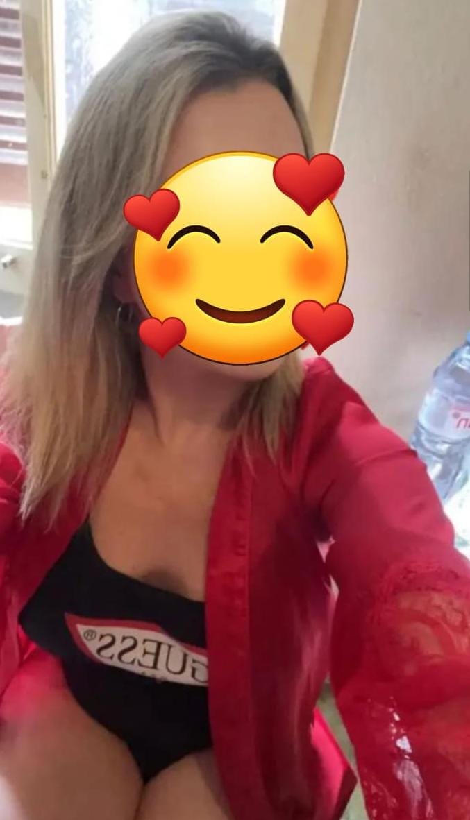 RUBIA PRECIOSA ARDIENTE SOY LA MUJER LA NOVIA FULL