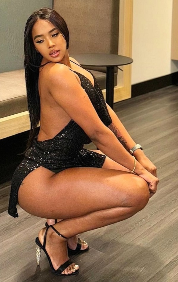 Miranda Venezolana  Divina masajista y Scort cachonda 24 horas , fiestera