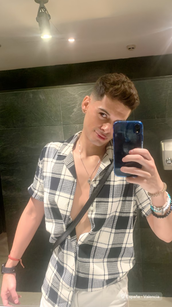 JOVENCITO TWINK VENEZOLANO ATRACTIVO SEXY FIESTERO