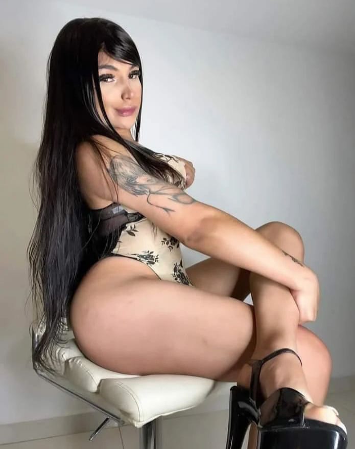 TRAVIESA SENSUAL FIESTERA POLLONA CHICA TRNAS