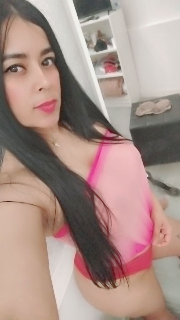 SENSUAL ARDIENTE COLOMBIANA EN VALLADOLID TRAVIESA