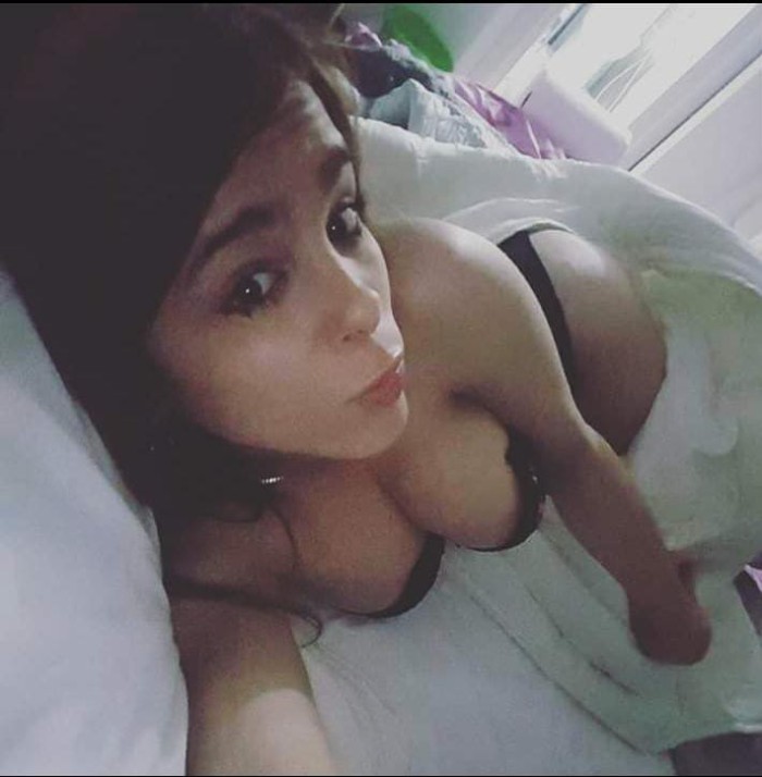 MUY IMPLICADA • LATINA • TRANS FEMENINA • REBECA