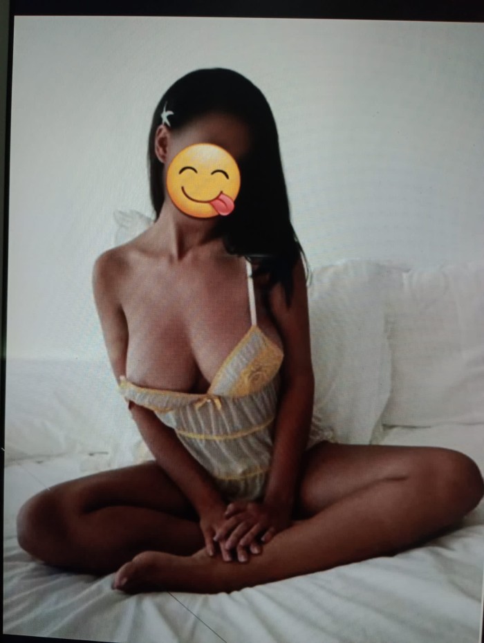 CHICA SEXI GUAPA SIMPÁTICA Y COMPLACIENTE