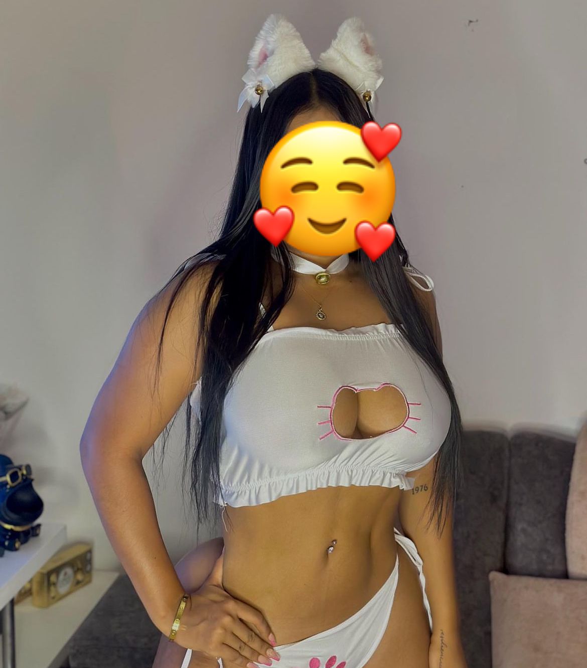 Latina caliente quiero anal y vaginal a pelo amor