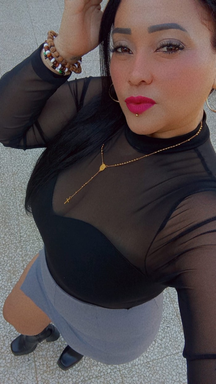 COLOMBIANA TRAVIESA QUE TE COME LA POLLA RICO