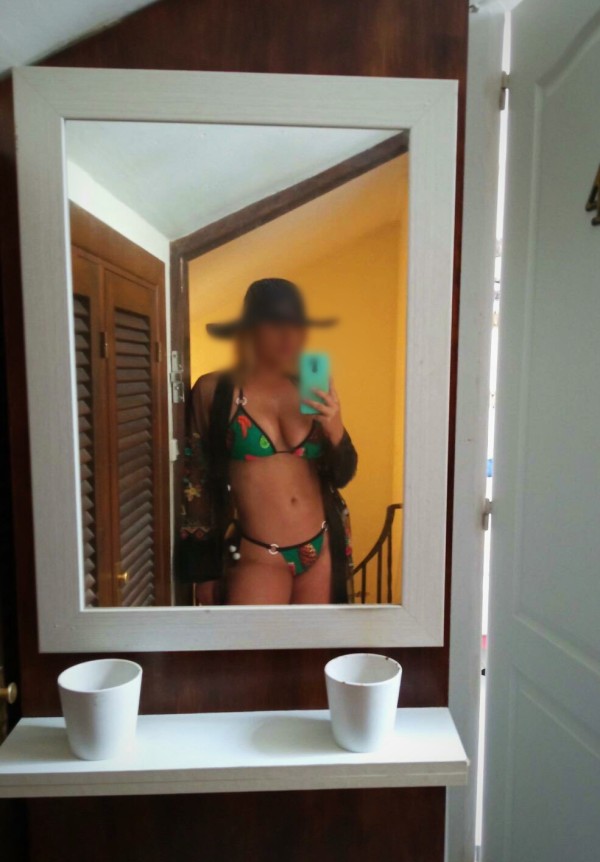 Escort cariñosa y cachonda