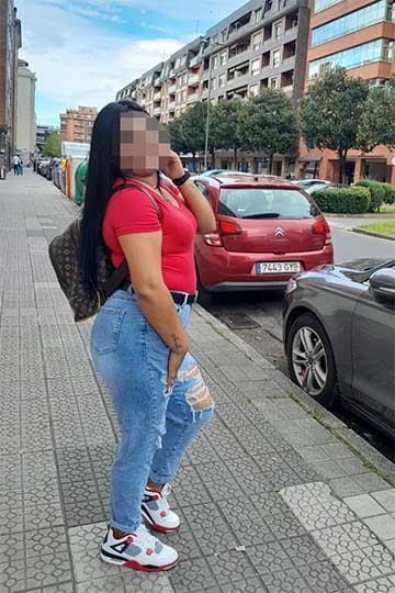 jovencita, pervertida con muchas ganas de comer Pa