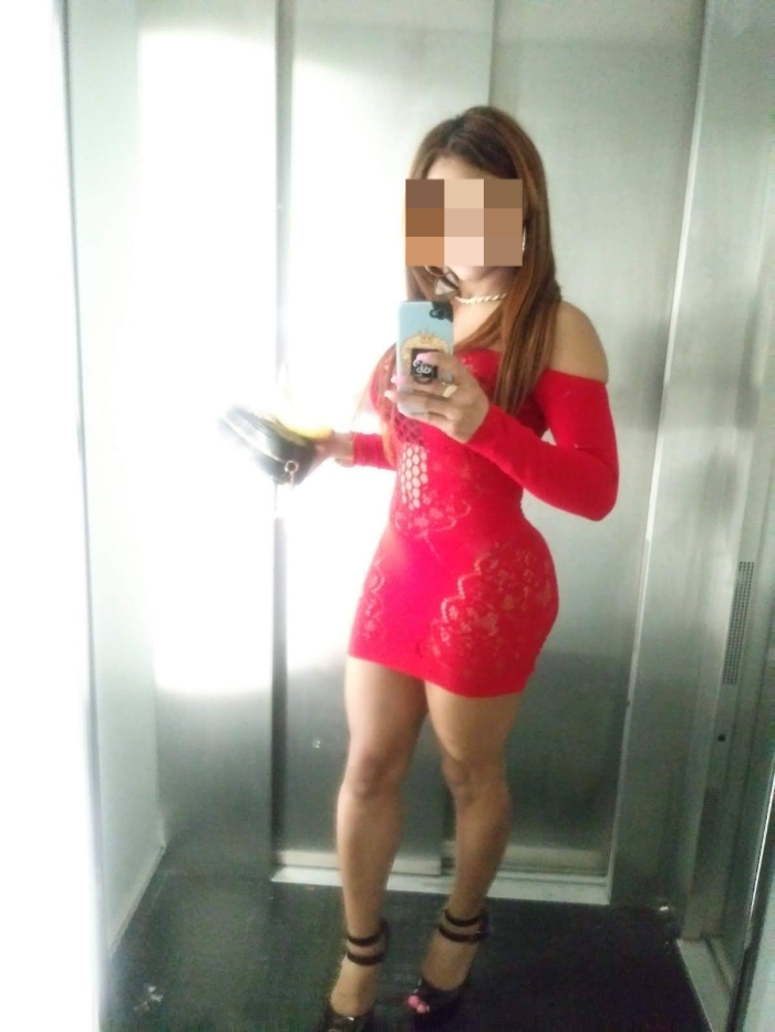 Escorts Latina de 25 años