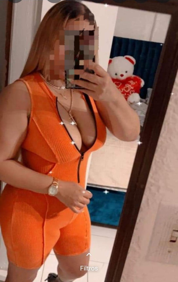 SENSUAL CACHONDA DE PASO POR GRANADA SEXO FIESTA