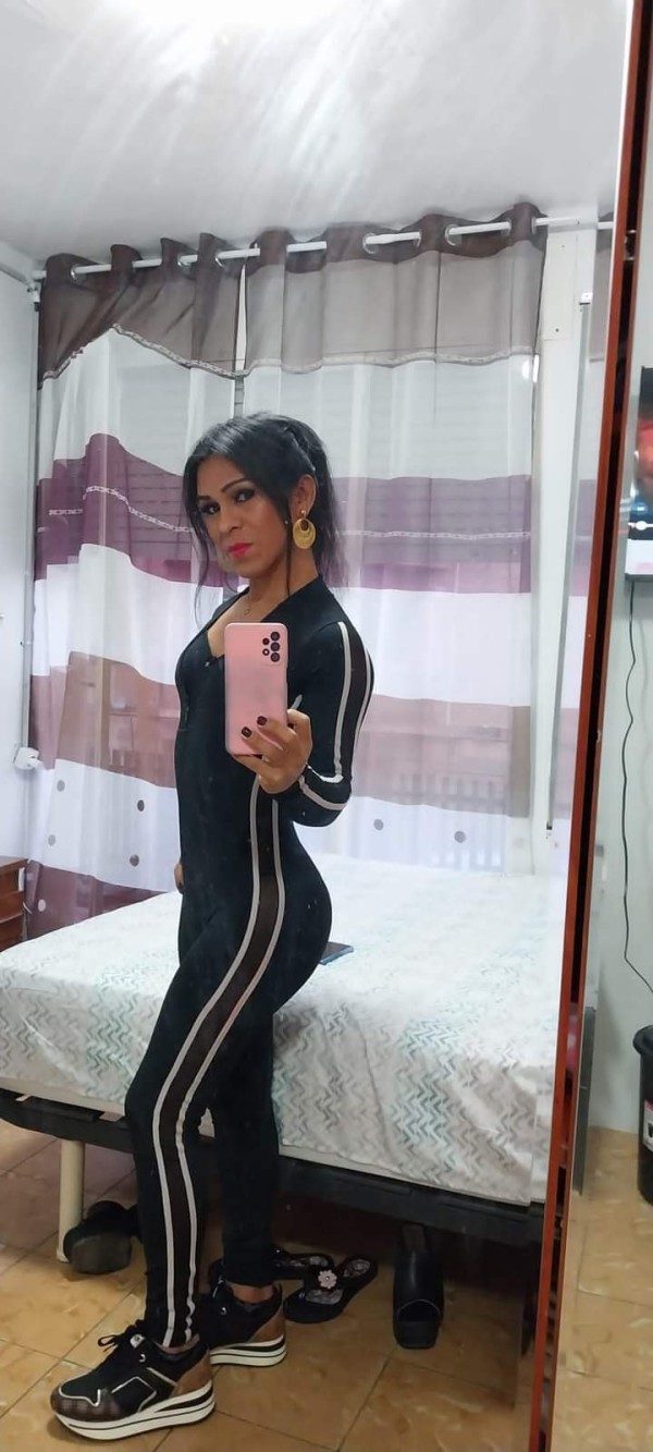 BRENDA trans fiestera versatil colombiana figueres llegadita a tu ciudad