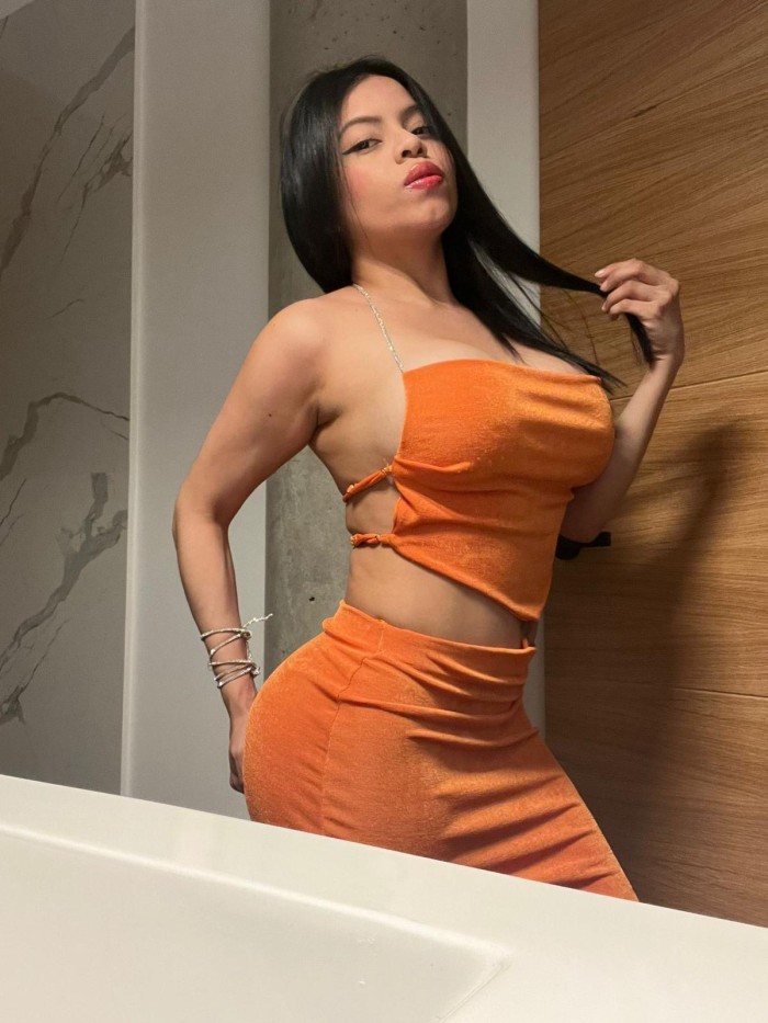 Dulce joven colombiana adicta al sexo – Getafe