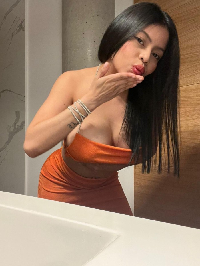 Dulce joven colombiana adicta al sexo – Getafe