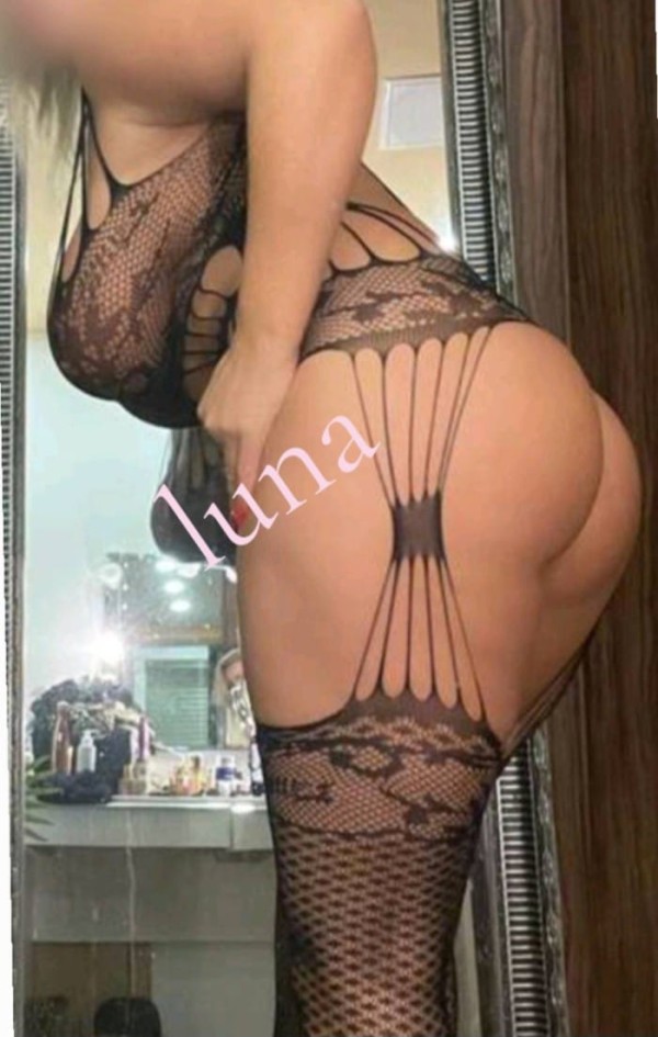 LUNA buena presencia diferente no profesional