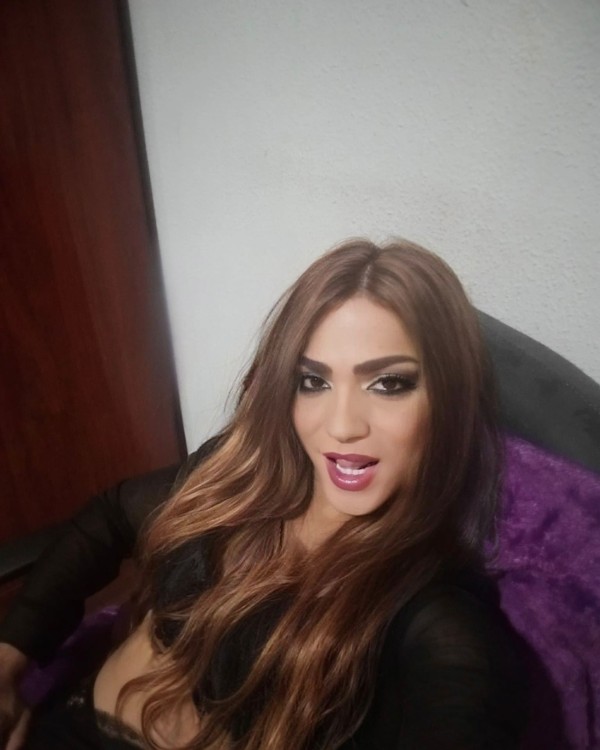 Valentina trans activa fiestera en figueres