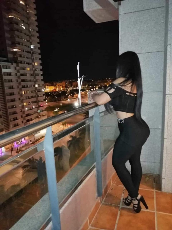 Maite Venezolana cachondita y fiestera