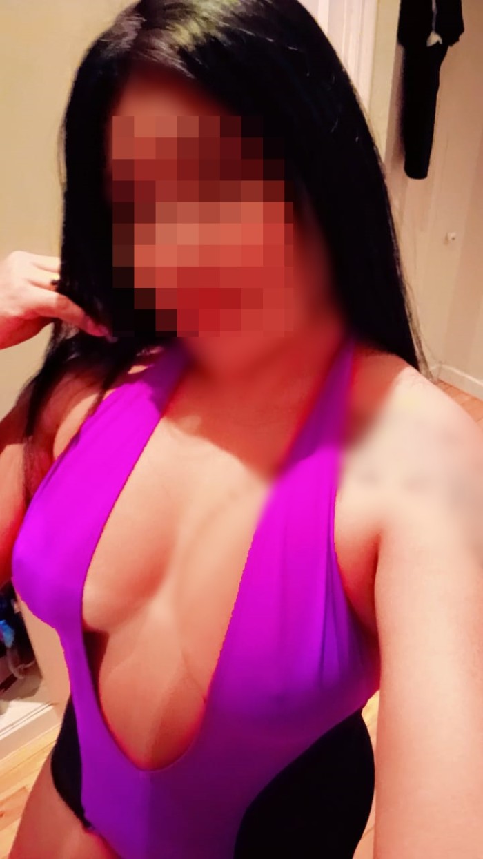 DANIELA… JOVENCITA RECIEN LLEGADA DISPONIBLE LAS