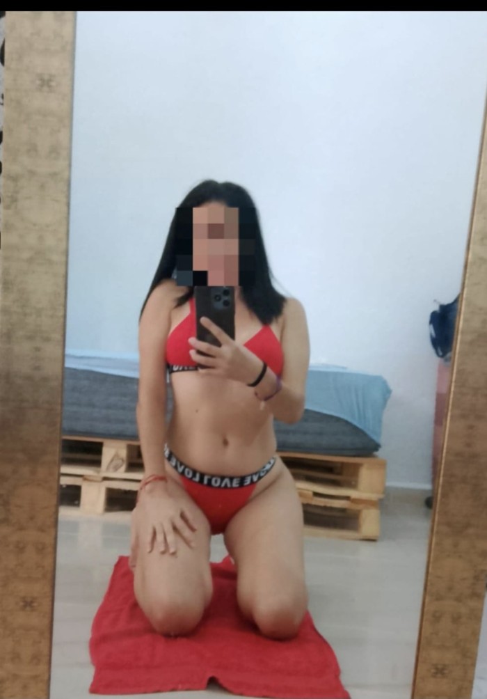 Flaca sexy fiestera disponible 24h