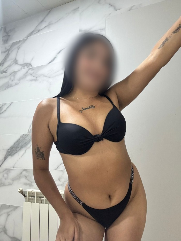 CHICA DE LUJO LATINA DULCE E INTENSA