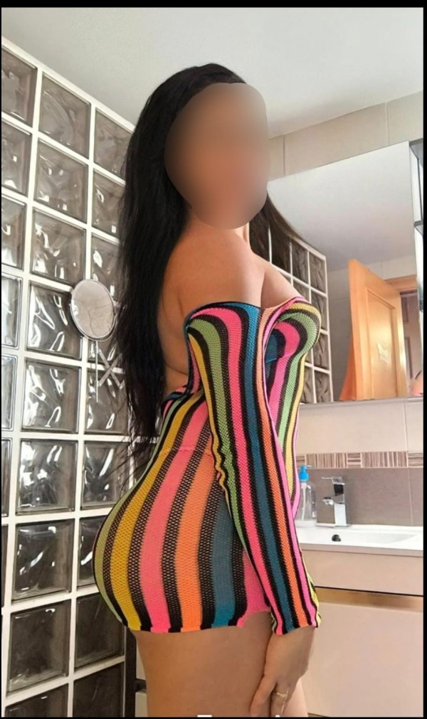 MORBOSA, CALIENTE Y VICIOSA. CHICA COLOMBIANA