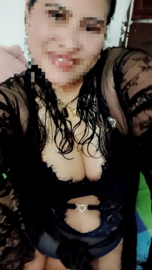 Soy Zully una chica madurita muy complaciente y amorosa