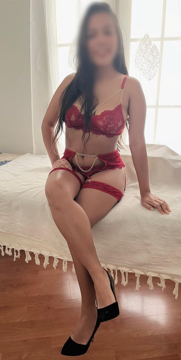 SENSACIONES NUEVAS? KRISTEL 20 AÑOS JOVEN Y SENSUAL MASAJISTA