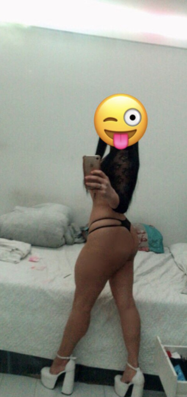 Colombiana caliente nueva en Zaragoza